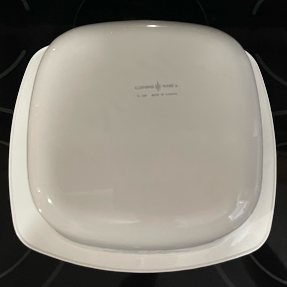 Corning Ware Blue Cornflower 16 Cup Casserole Dish - Picture 7 of 15